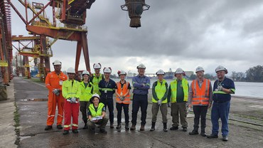 2025-05-30 Equipe do Ibama, Cetesb e ADM do Brasil em vistoria ao Porto de Santos.jpg