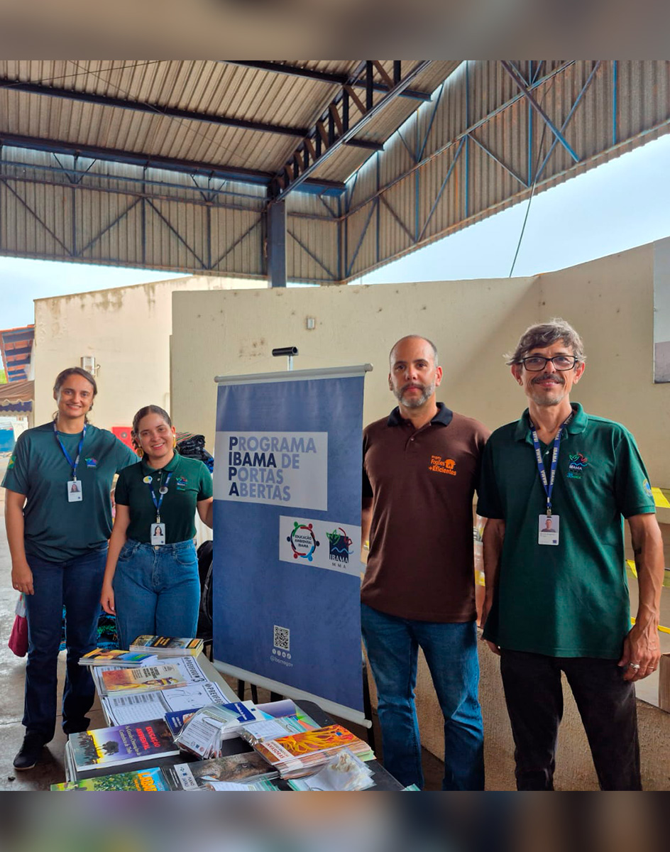 2025-09-29 Servidores do Ibama no Tocantins com representante do Instituto Perene (camiseta marrom) na ação.jpg