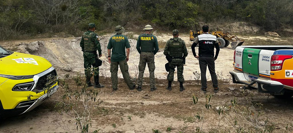 2025-09-29 Fiscais de diversas instituições atuaram na operação.jpg