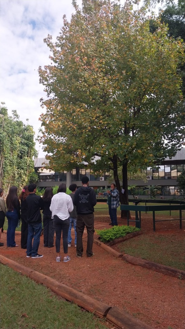 2027-07-18 Servidor do Ibama promove educação ambiental aos participantes.jpeg