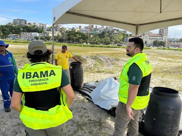 2025-07-01 Demonstração de locais adequados para armazenamento de resíduos (bombonas).jpeg