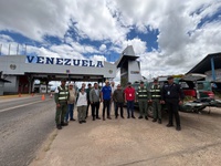 Brasil devolve 440 canários-da-terra à Venezuela após ação contra o tráfico de fauna