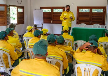 2026-02-06 Instrutor conduz atividade do curso Sistema de Informações Geográficas no Manejo Integrado do Fogo, voltado à capacitação de brigadistas do Prevfogo em Roraima.jpg