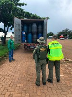 Operação do Ibama fiscaliza transporte de produtos perigosos no DF