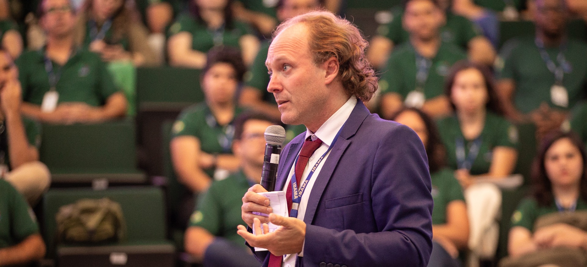 O diretor de Proteção Ambiental, Jair Schmitt, ocupará o cargo de presidente interinamente até a nova nomeação