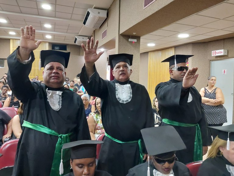 Formatura 2024 - juramento da turma de Massoterapia