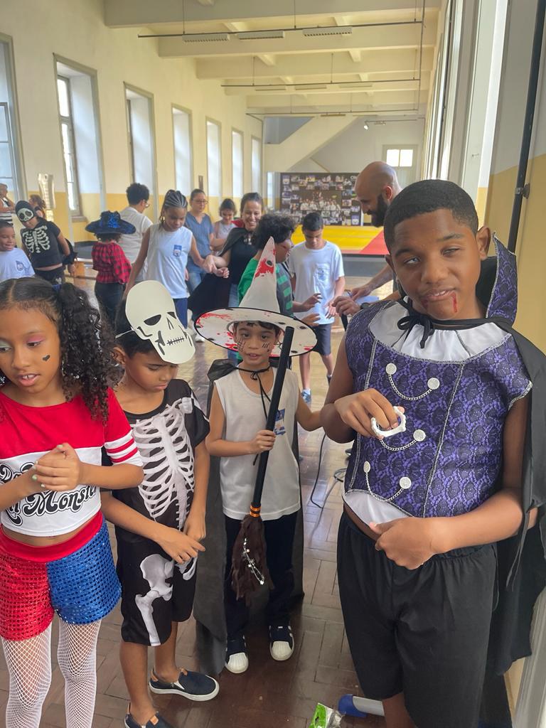 Baille Halloween do Fudamental I