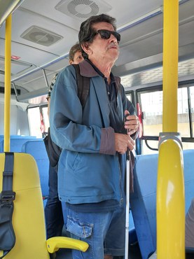 Novo ônibus do IBC - interior explorada pelo reabilitando Carlos Alberto - o China