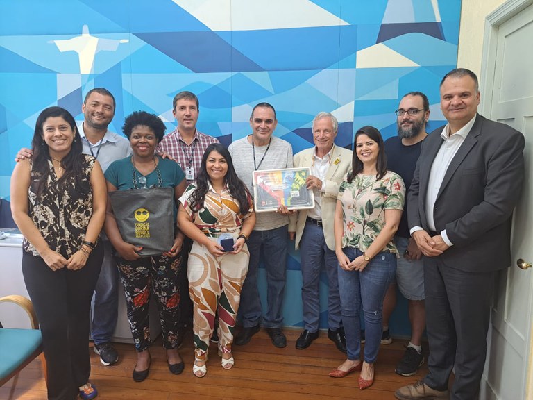 Visita de representantes da Fundação Dorina Nowil