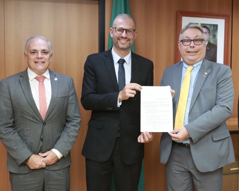 Alteração do Regimento Interno do IBC