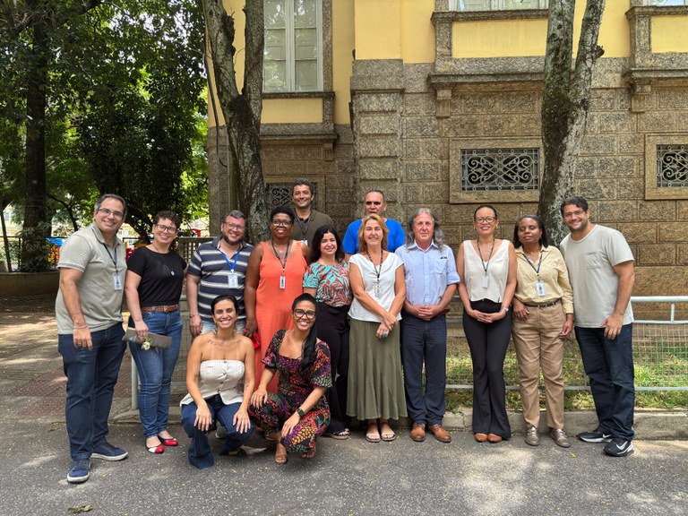 Representantes da Controladoria Geral da União se reúnem com direção do IBC