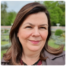 LILLIAN MARIA ARAÚJO DE REZENDE ALVARES