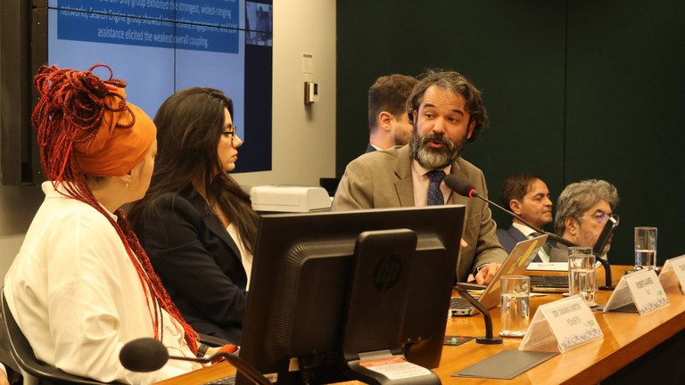 Ibict participa de audiência pública sobre impactos da Inteligência Artificial no mercado de trabalho