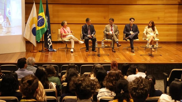 A 14ª Conferência Internacional BIREDIAL-ISTEC em Brasília reúne participantes de vários países