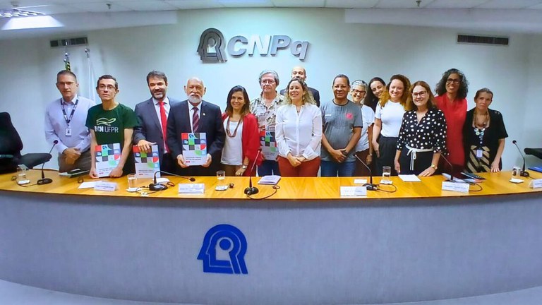 Ibict participa de mesa sobre divulgação científica no Seminário de Popularização e Divulgação Científica – 45 Anos do Prêmio José Reis