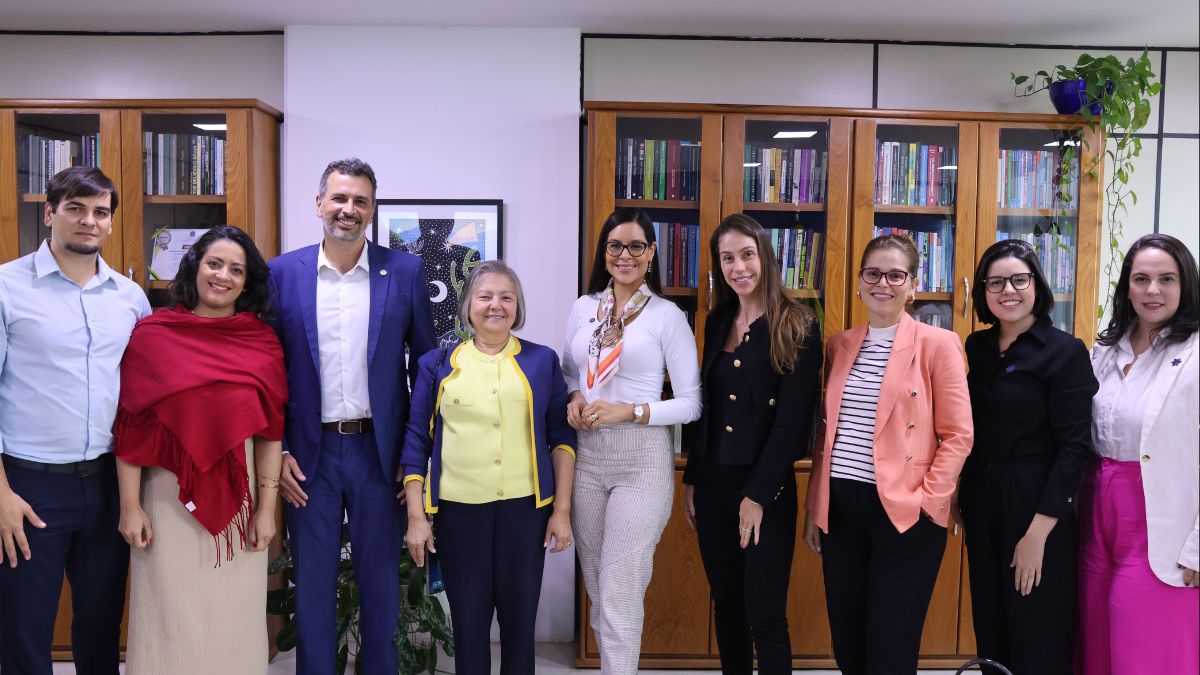 Ibict recebe visita da primeira-dama do Distrito Federal, Mayara Noronha Rocha
