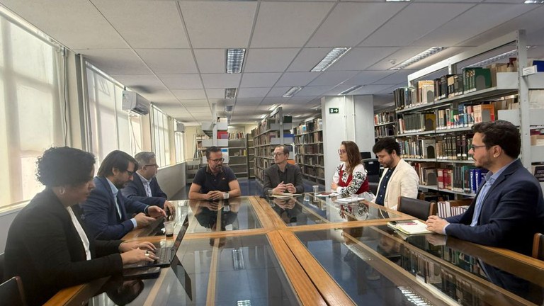 Parceria entre Ibict e FDF fortalece cooperação em Ciência da Informação e Direito