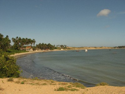 16_Praia_Cajueiro_de_Baixo_Vista_Base_Peixe_Boi.jpg