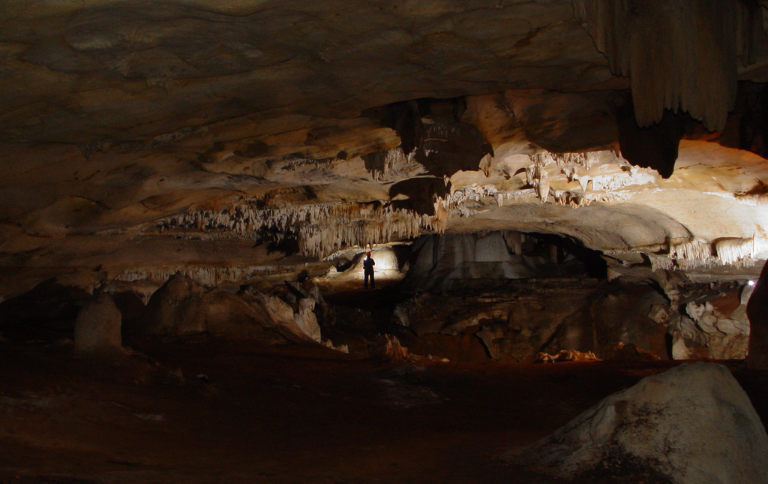 Parque Nacional da Furna Feia - Caverna Furna Feia - Foto: Jocy Cruz
