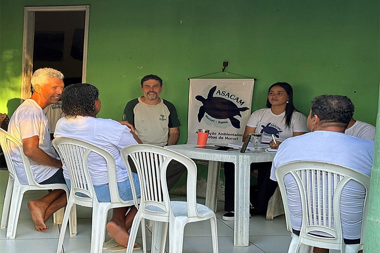 Reunião da Associação Ambientalista Carebas do Mucuri - ASACAM, em Mucuri-BA.