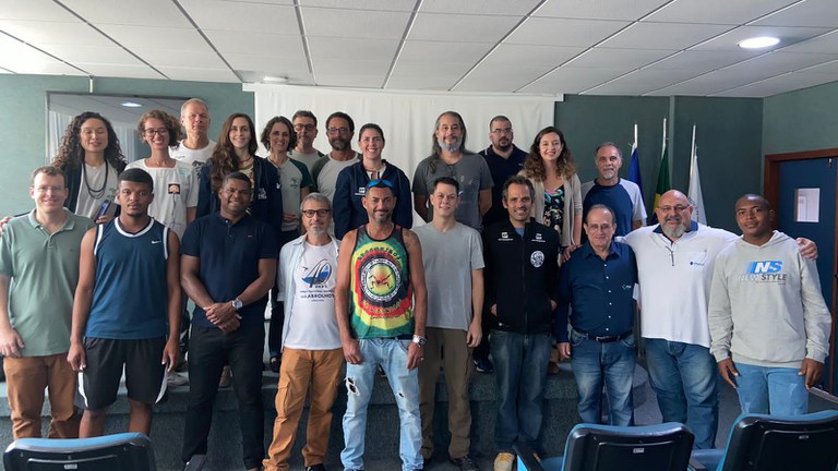 Especialistas em budiões e peixes recifais puderam discutir estratégias de conservação dessas espécies ameaçadas.