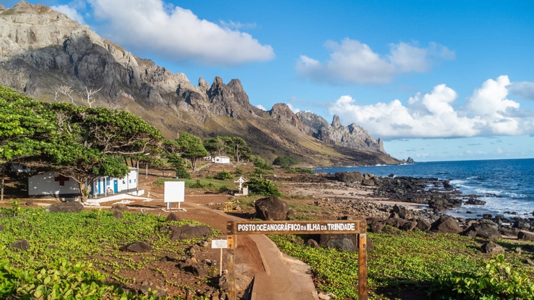 Ilha de Trindade-ES é uma unidade de conservação gerida de forma conjunta pela Marinha e ICMBio.