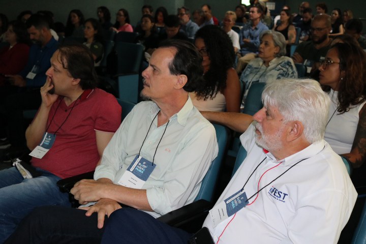 Público presente no 6o Seminário do PMBA, realizado na UFES. (Crédito: Luiz Vital)