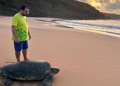  Experiências de Nilton Filgueiras na Base Avançada do Centro TAMAR/ICMBio em Fernando de Noronha-PE.