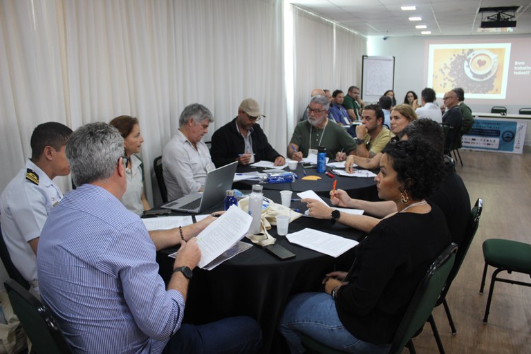 Conselho reunido - NGI Grandes UCs Oceânicas em Vitória ES.JPG