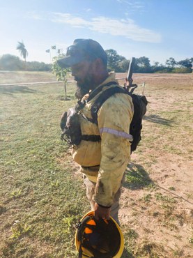 Joao Paulo da Silva Silvino, brigadista em ação no Parque Nacional do Pantanal Mato-grossense