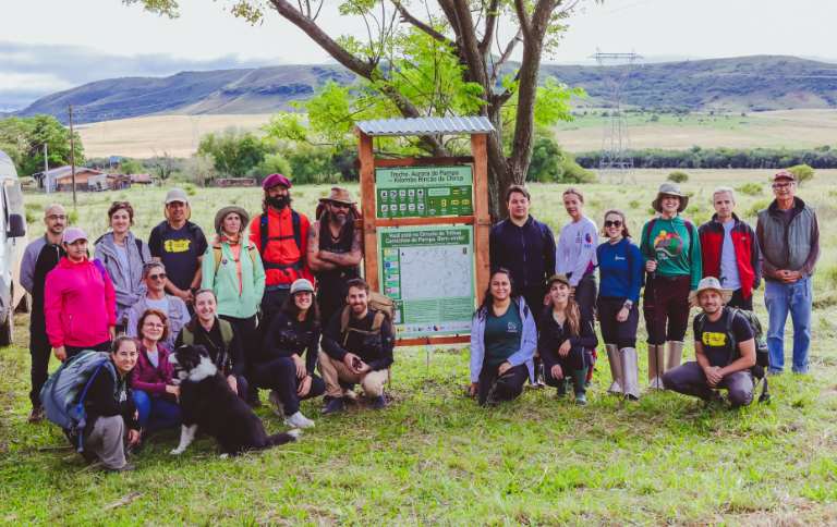 Inaugurada na Área de Proteção Ambiental do Ibirapuitã, no Rio Grande do Sul, rota de longo curso aposta no turismo comunitário e na valorização cultural para revelar ao Brasil a riqueza do bioma Pampa