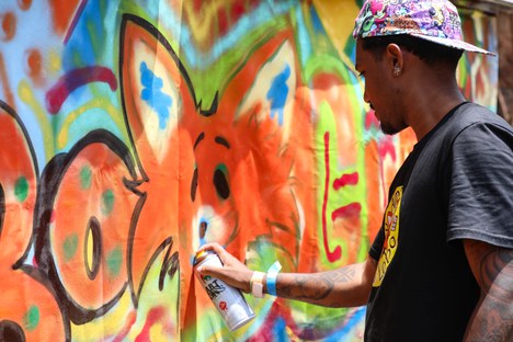 A oficina de grafite mobilizou participantes - Foto: Camila Saldanha/ICMBio