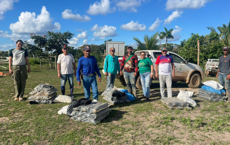 SITE ICMBio e ASL Brasil entregam 200 kits de seringa para comunidades produtoras da Reserva Extrativista Chico Mendes .png