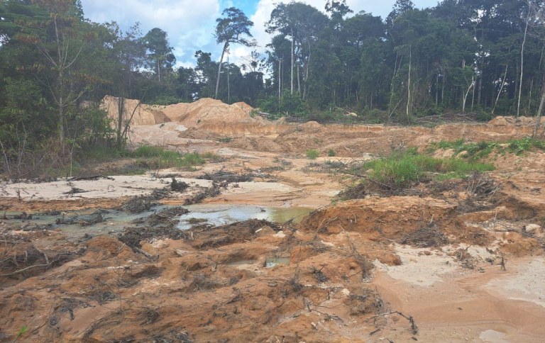 WhatsApp Image 2025-04-10 at 13.58.261 SITE.jpg