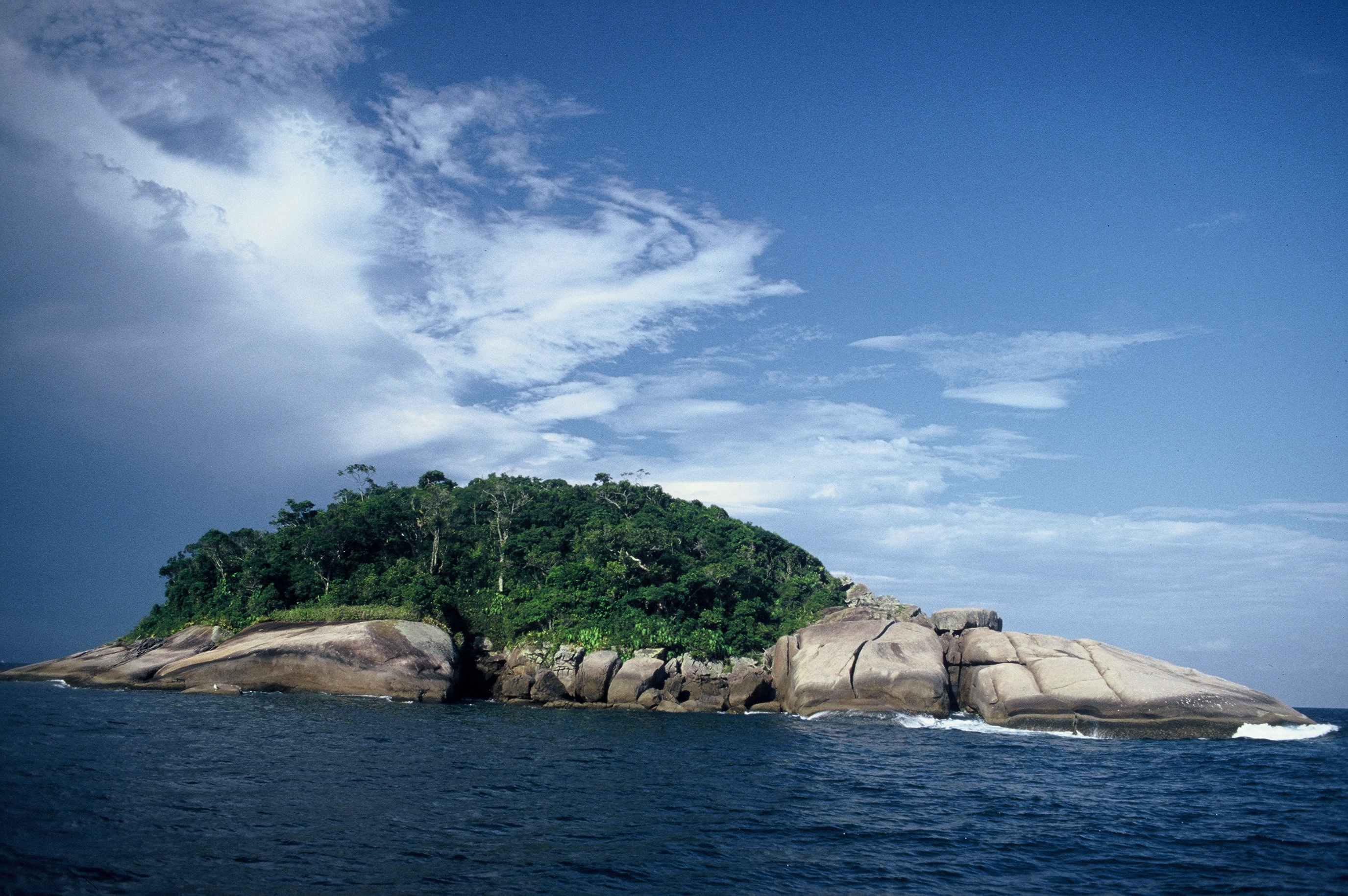 01 rvs arquipelagodealcatrazes semdata