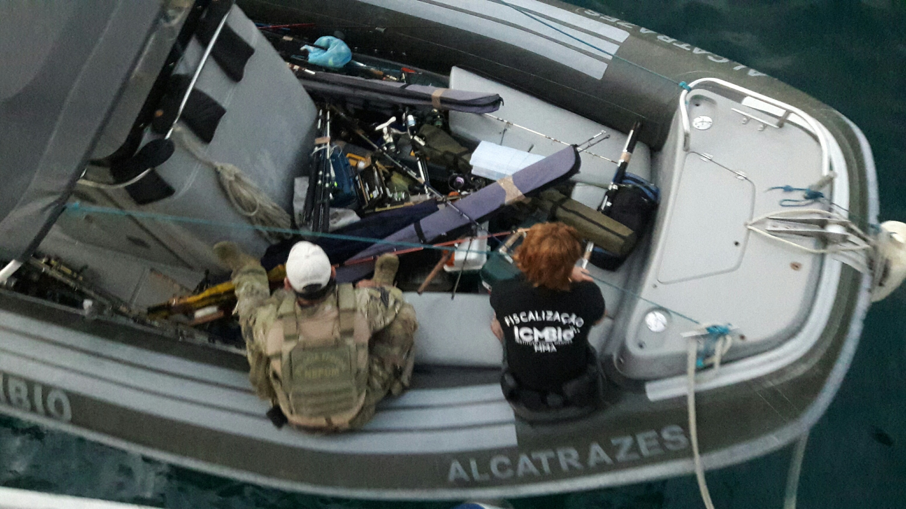 20171210 055539 alcatrazes