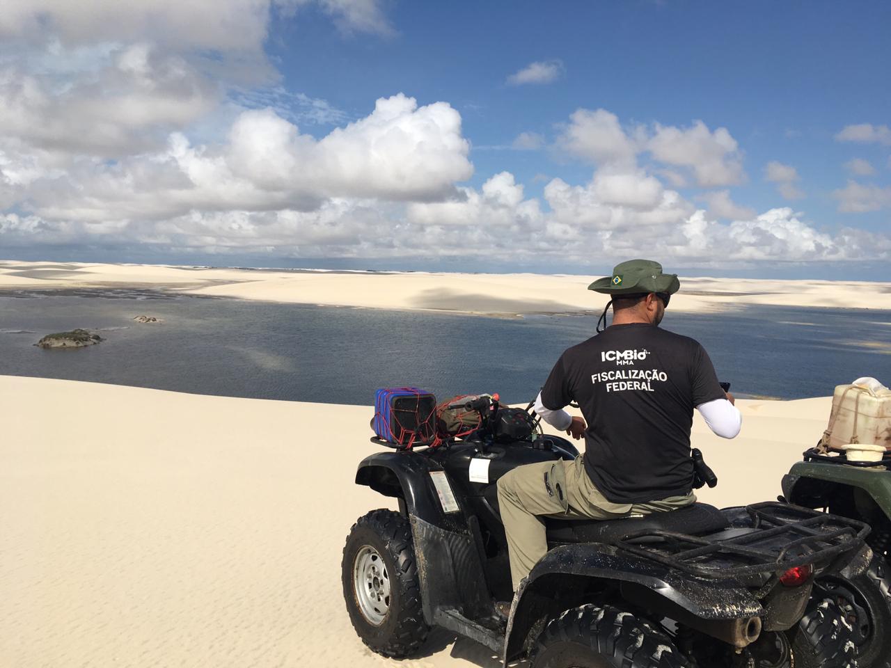 Agente na lagoa da Capivara Danúbia Melo