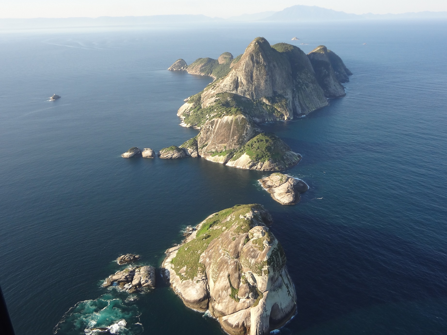 ALCATRAZES Kelen Leite