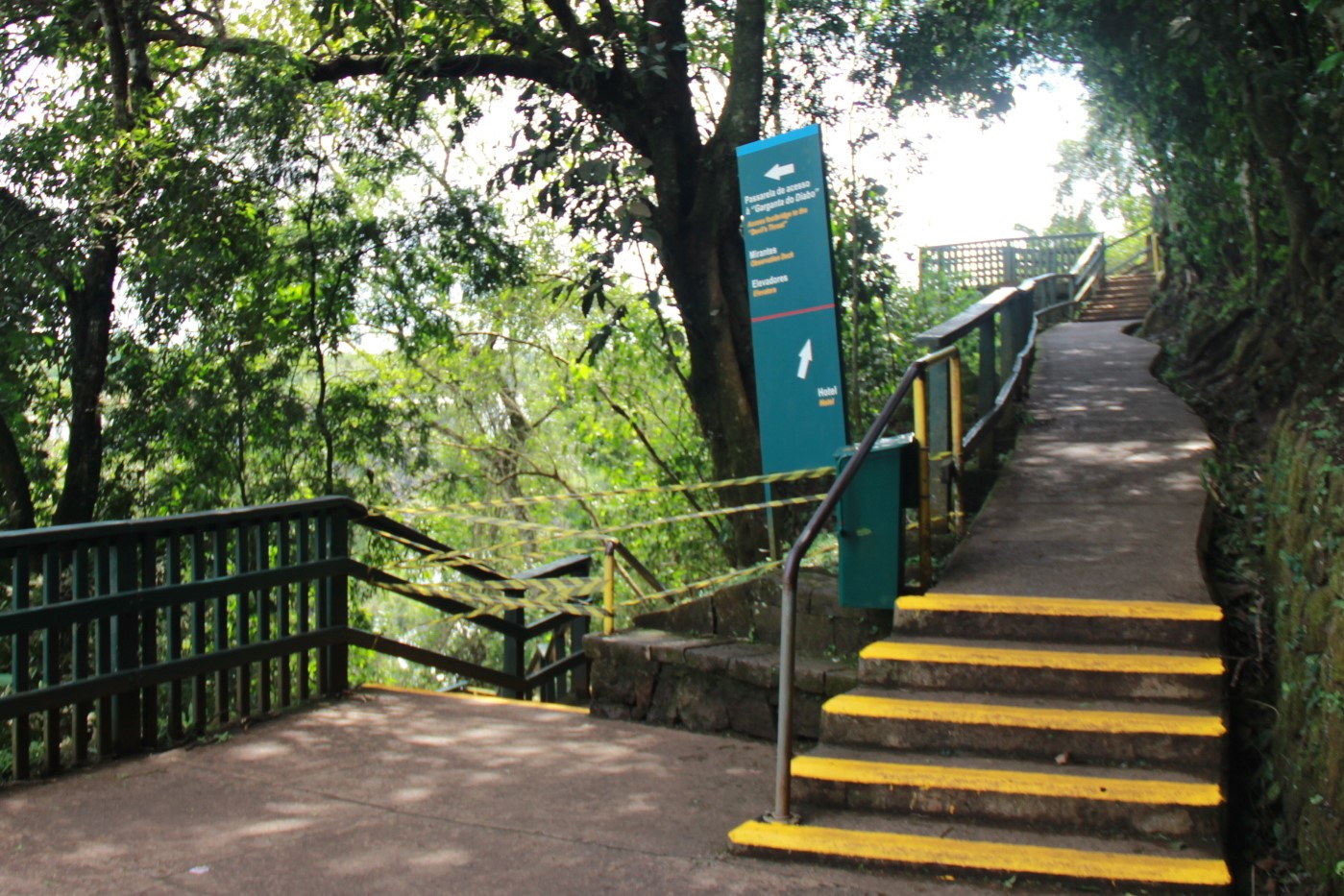 Bloqueio de Trecho da Trilha das Cataratas