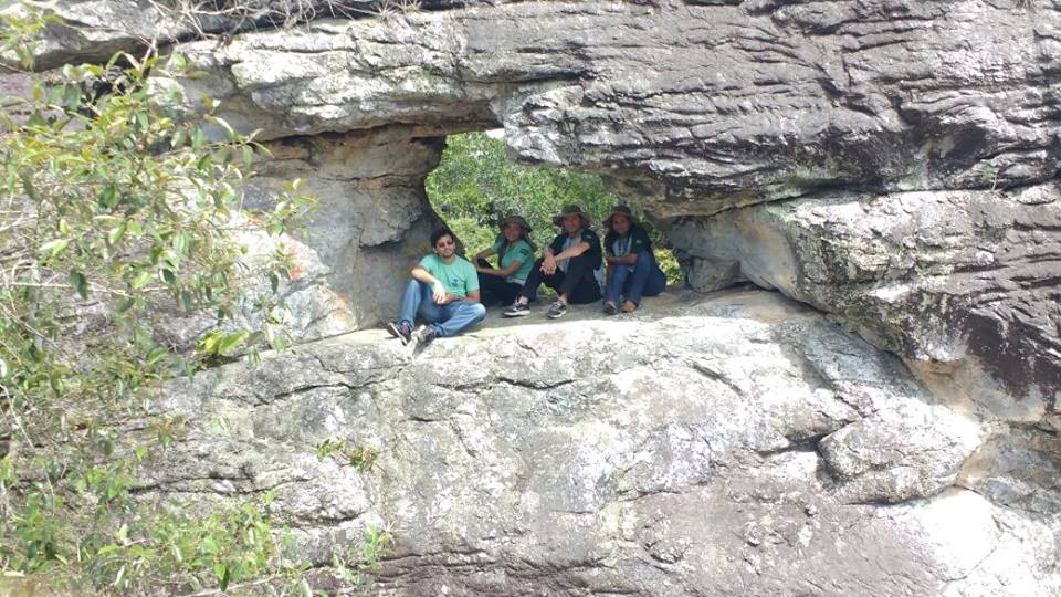 Equipe do ICMBio em visita à casa de Pedra na unidade de conservação 1