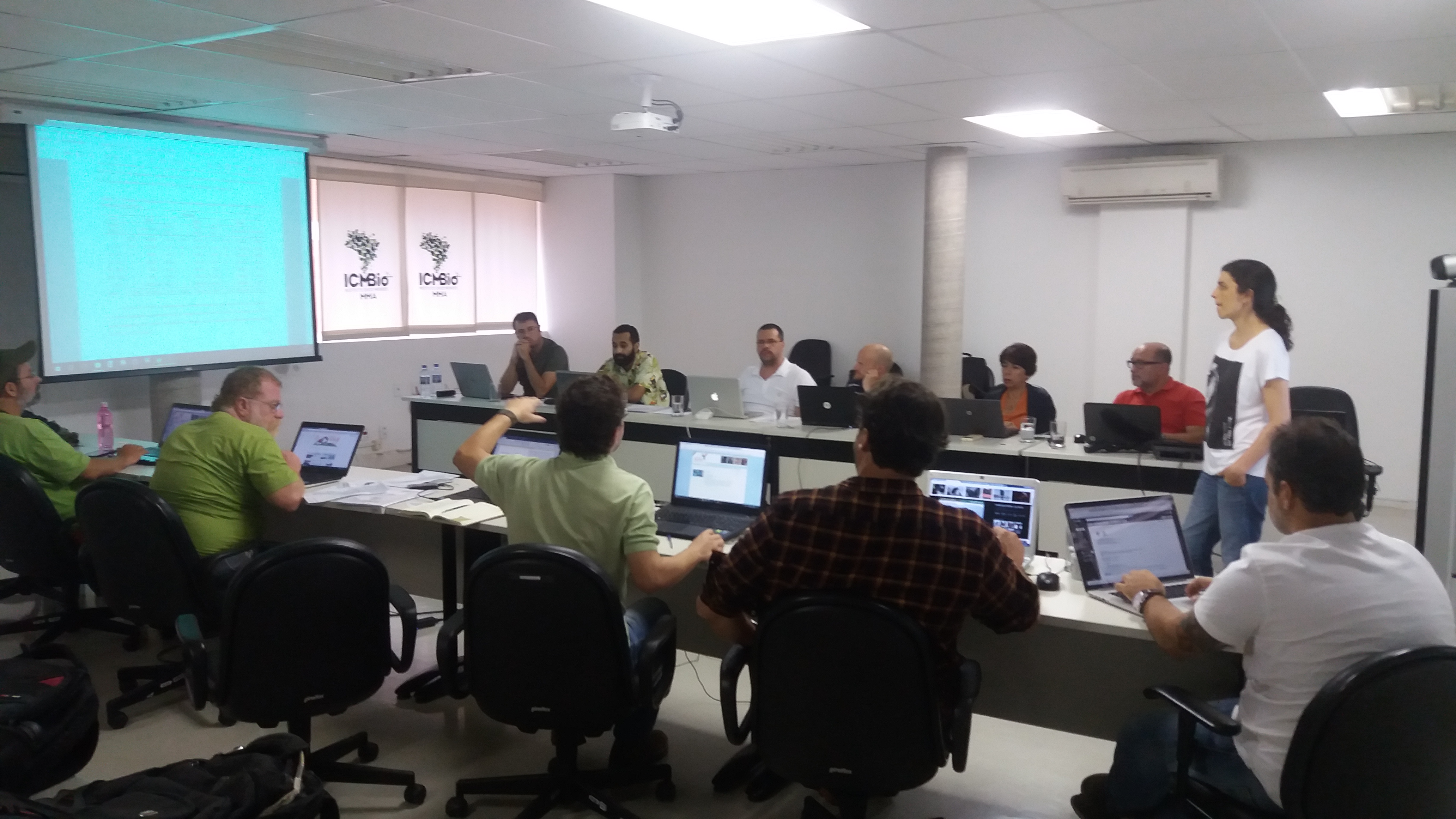 Foto 1 Plenária da Oficina de Avaliação Aves da Amazônia Oriental