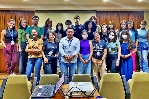 Cinquenta alunos do PIBIC/IEC participaram do curso, realizado no campus Ananindeua.