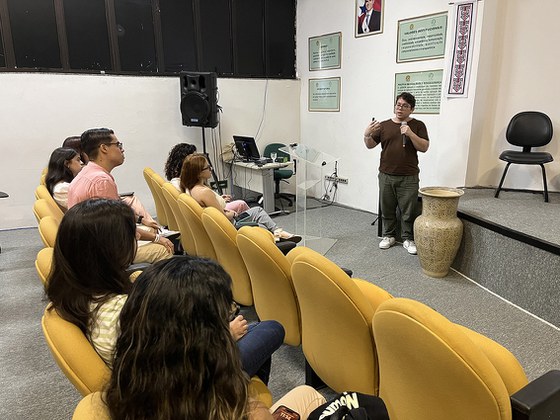 Mestrando em Biologia Parasitária na Amazônia, Davi Marcon, apresentou inovações no uso de sequenciamento genômico
