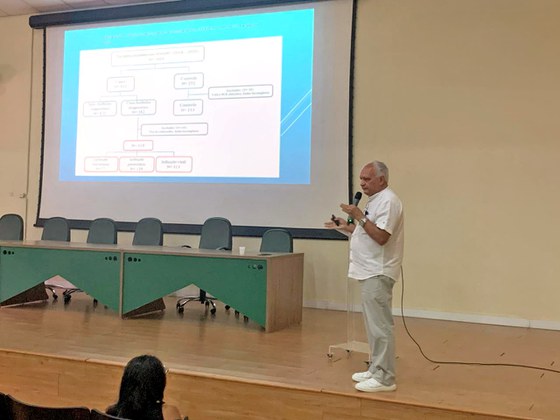 As aulas foram ministradas pelo médico, professor e pesquisador do IEC, Francisco Lúzio de Paula Ramos