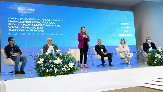 A Secretária de Vigilância em Saúde e Ambiente, Ethel Maciel, fala sobra a importância do evento.