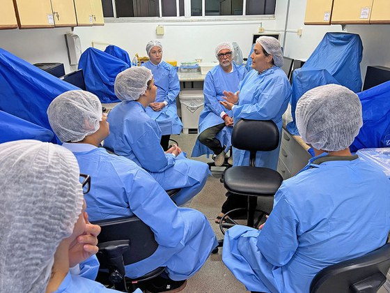 Visita aos laboratórios da Seção de Meio Ambiente (SAAMB/IEC)