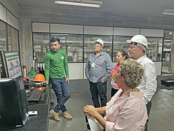 Visita teve como objetivo conhecer as atividades de pesquisa e diagnóstico do IEC, com foco nas arboviroses, além da infraestrutura de biossegurança da instituição