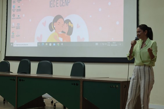 Dra. Aline Imbeloni diretora do CENP