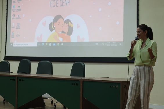 Dra. Aline Imbeloni diretora do CENP