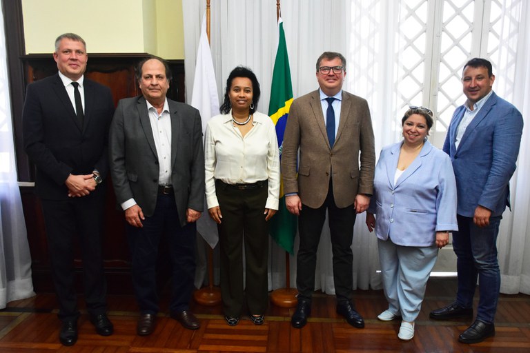 Cônsul russo na CNEN